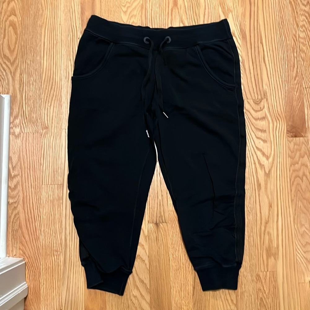 Ready to Rulu cropped jogger